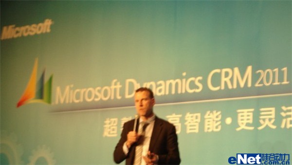 微軟商務(wù)解決方案事業(yè)部亞太區(qū)總經(jīng)理Adrian Johnston