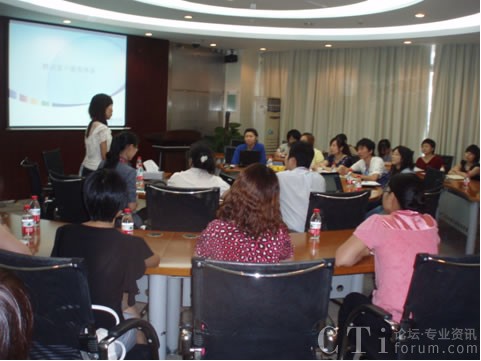 移動公司現(xiàn)場觀摩系列活動走進騰訊深圳呼叫中心